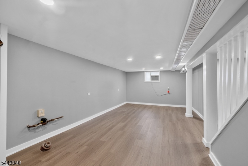 38 Hackensack St Property Photo 27