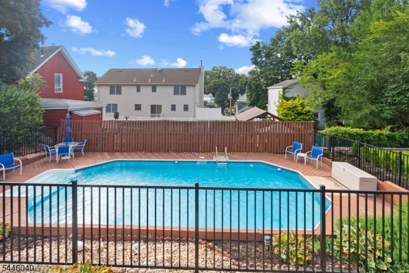 38 Hackensack St Property Photo 36
