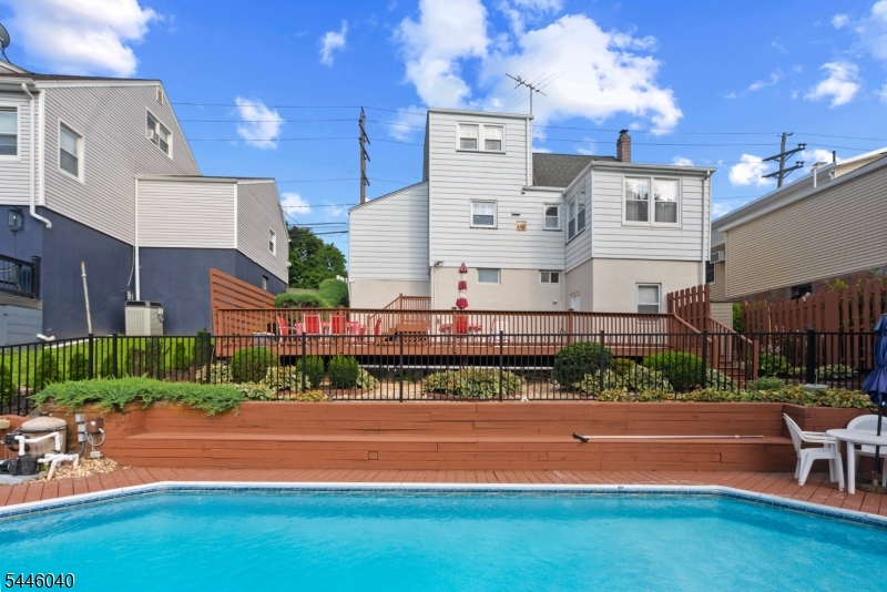38 Hackensack St Property Photo 39