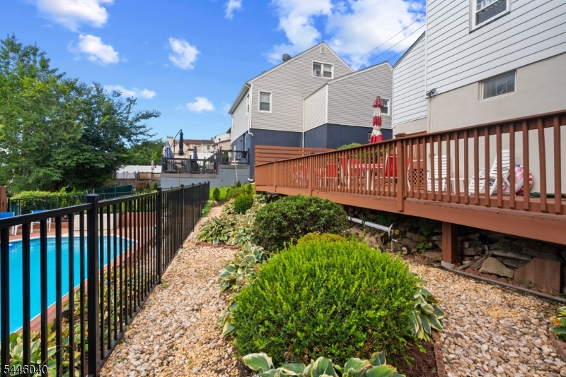 38 Hackensack St Property Photo 42