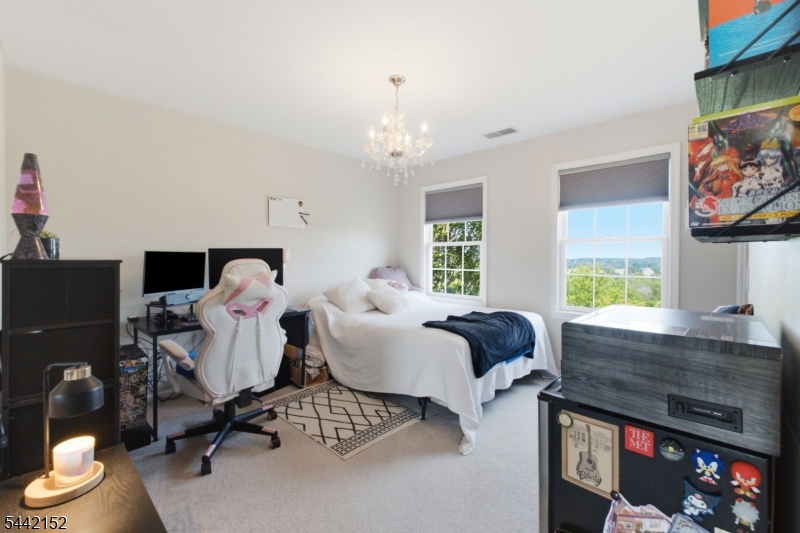 10 Spyglass Hl Property Photo 32