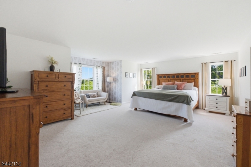 10 Spyglass Hl Property Photo 35
