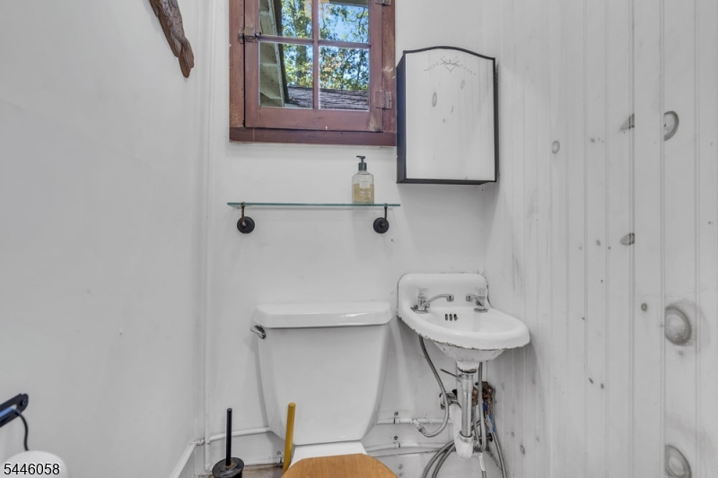 22 Ithanell Rd Property Photo 22