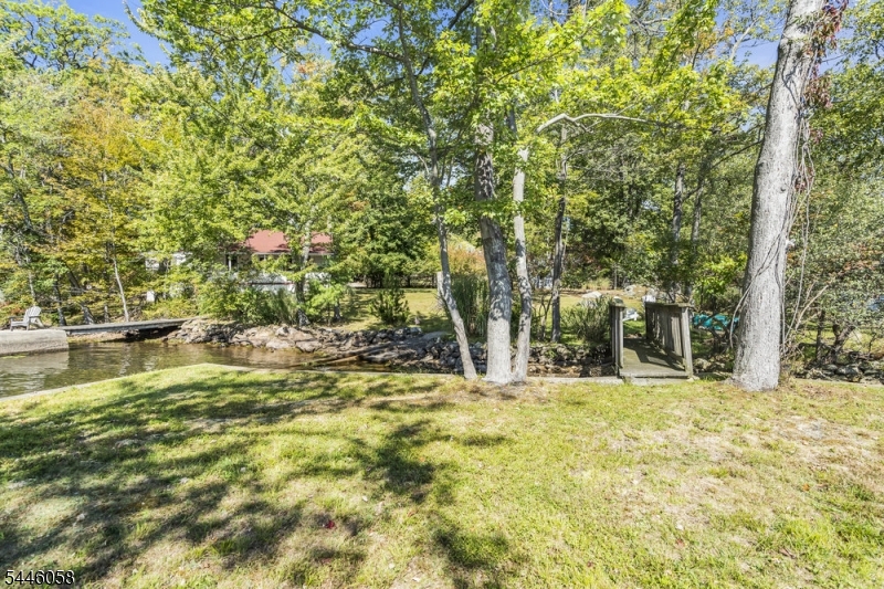 22 Ithanell Rd Property Photo 26