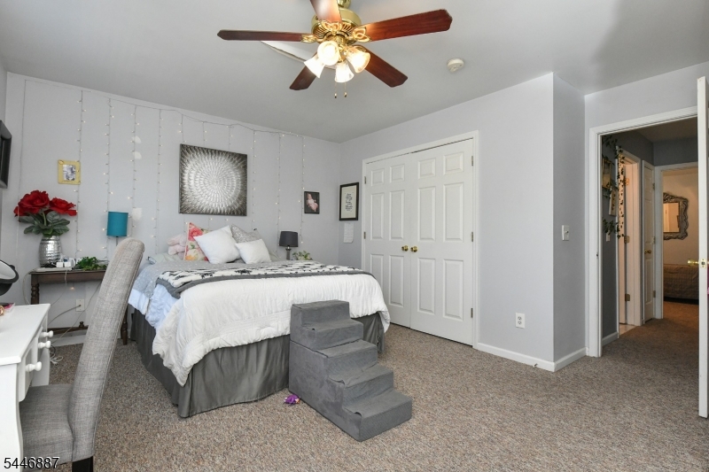 455 2nd Ave Property Photo 12