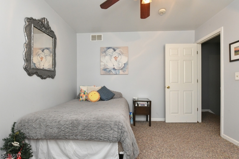455 2nd Ave Property Photo 16