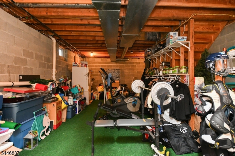 455 2nd Ave Property Photo 39