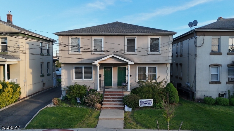 455 2nd Ave Property Photo 41
