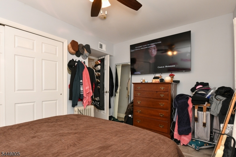 459 2nd Ave Property Photo 9