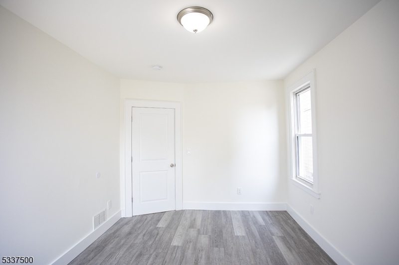 41 Grove St 1 Property Photo 4