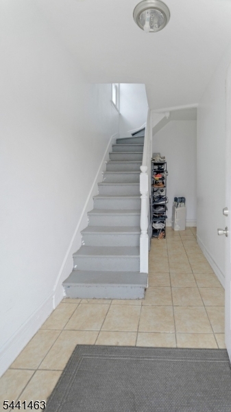 60 Welland Ave Property Photo 10