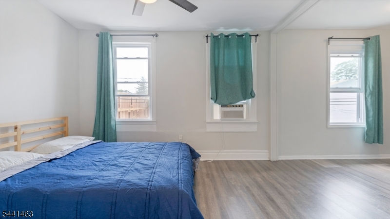 60 Welland Ave Property Photo 12