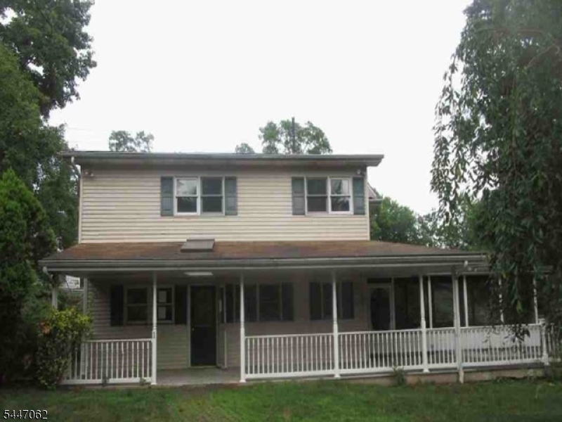 4040971 Property Photo 1