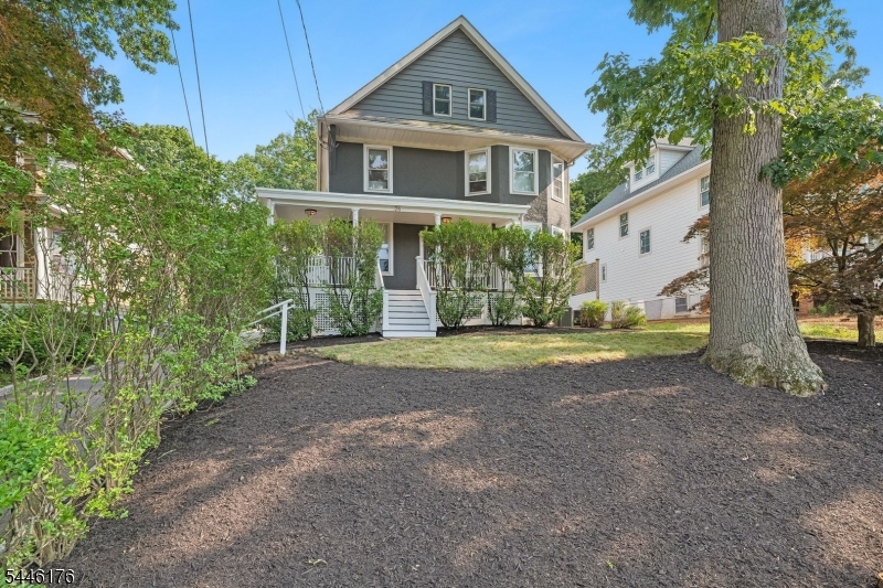 26 Mountain Ave Property Photo 1