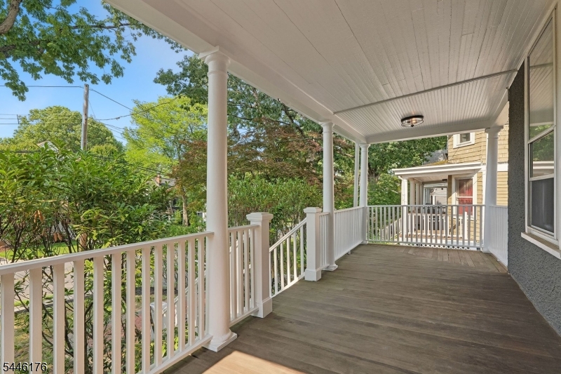 26 Mountain Ave Property Photo 5