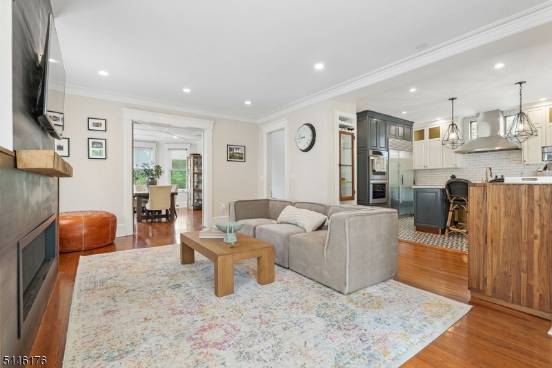 26 Mountain Ave Property Photo 12