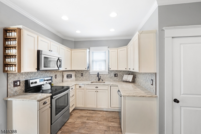 4 Musconetcong Ave Property Photo 10