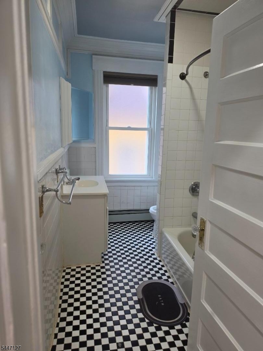 702 Ridge St Property Photo 4
