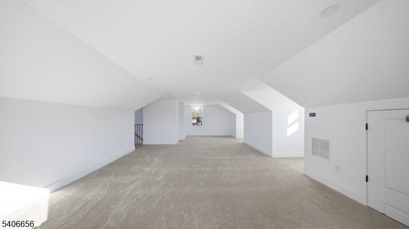 4 Hilltop Way Property Photo 25