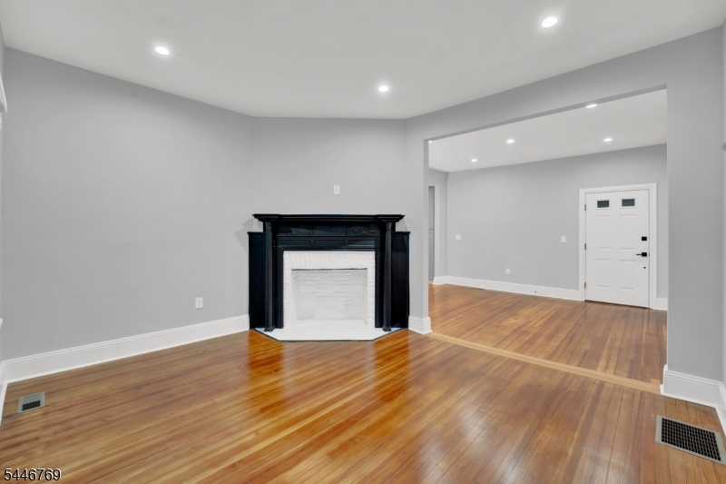1 Lenox Place A Property Photo 7