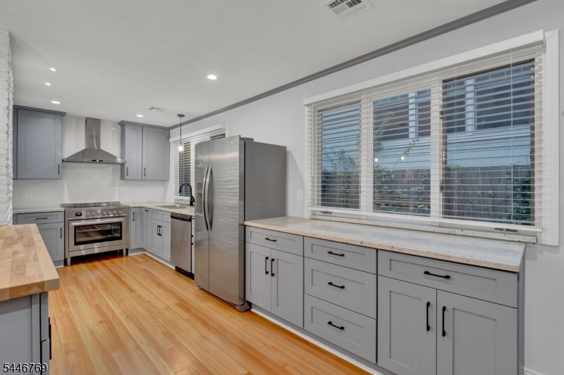 1 Lenox Place A Property Photo 10