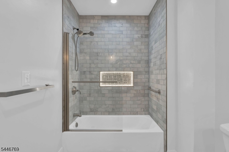 1 Lenox Place A Property Photo 19