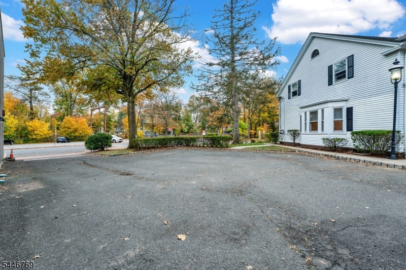 1 Lenox Place A Property Photo 27