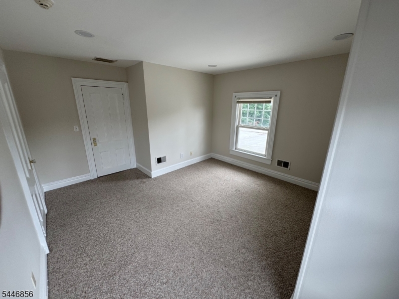 26 Franklin Pl 3 Property Photo 22