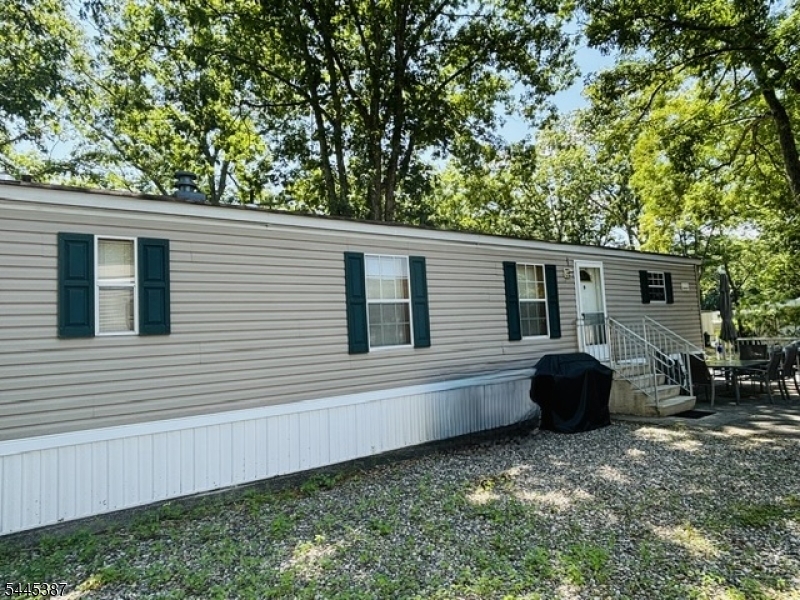 35 Roberts Road Property Photo 2