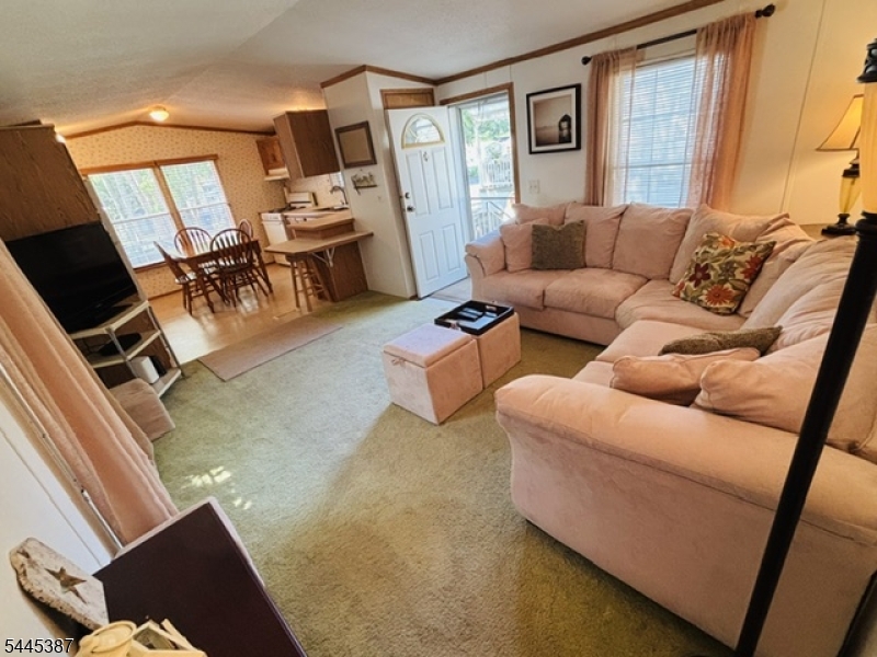 35 Roberts Road Property Photo 10