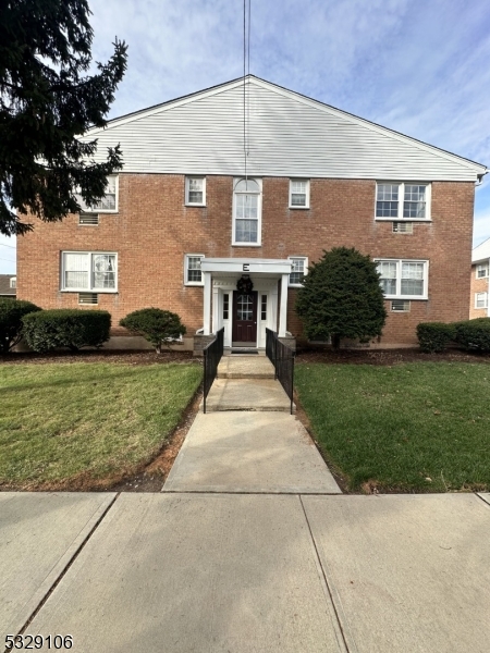 565 Grove St F-2 2 Property Photo 1