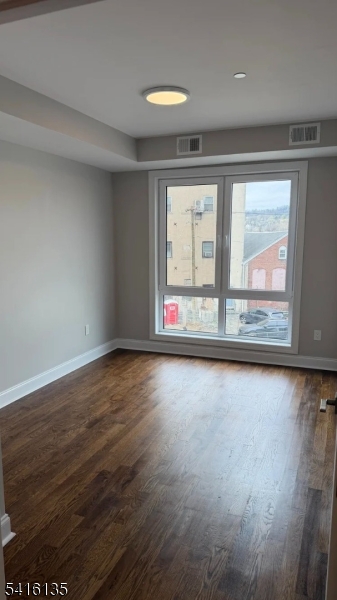 587 River St 304 Property Photo 8