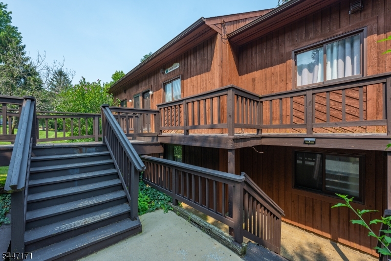 7 Sugar Loaf Ct 2 Property Photo 18