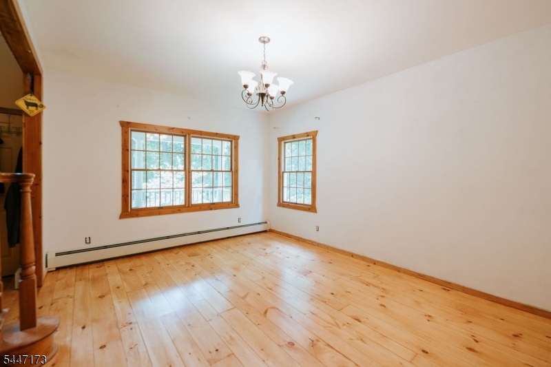 4 White Tail Ct Property Photo 5