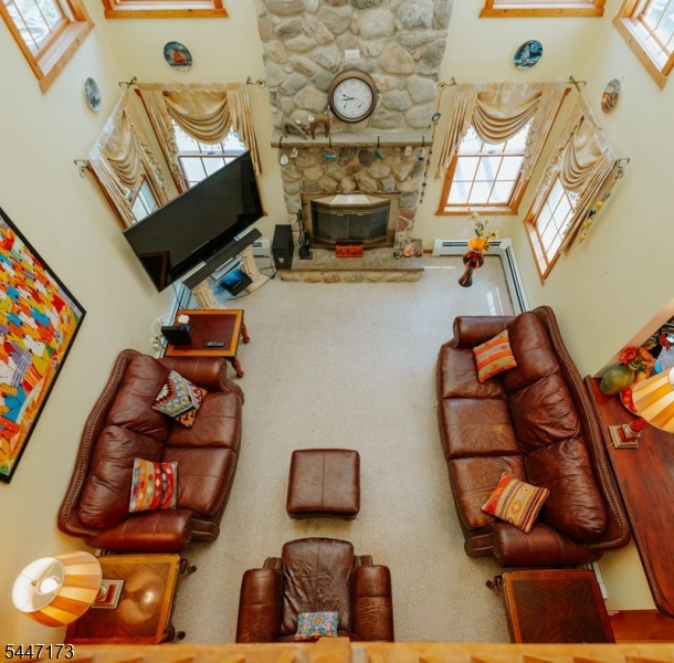 4 White Tail Ct Property Photo 6