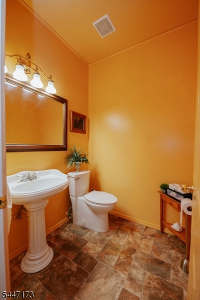 4 White Tail Ct Property Photo 24