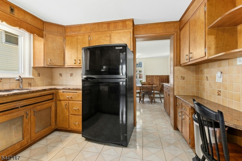 212 Central Ave Property Photo 14