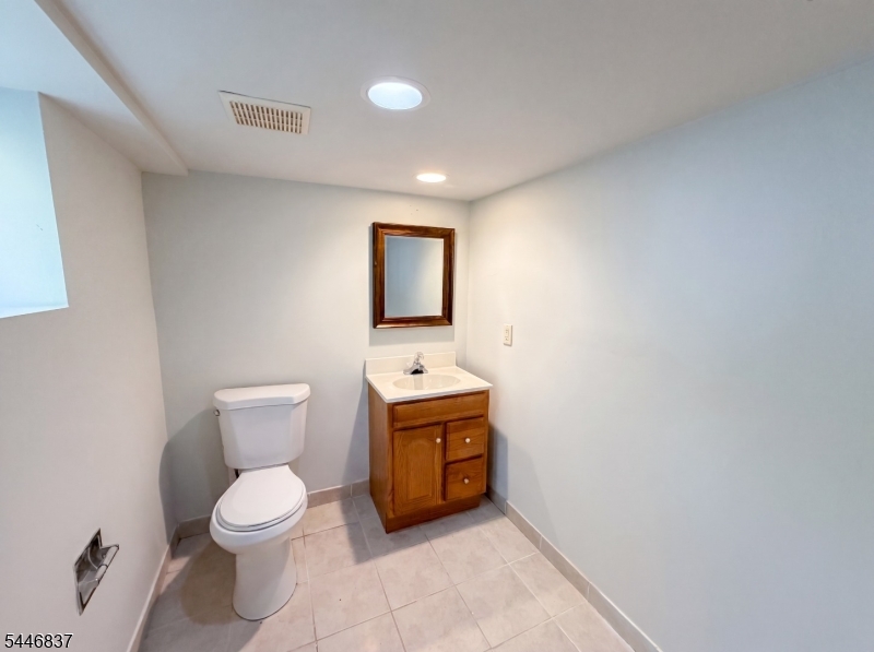 506 Lyons Rd Property Photo 16