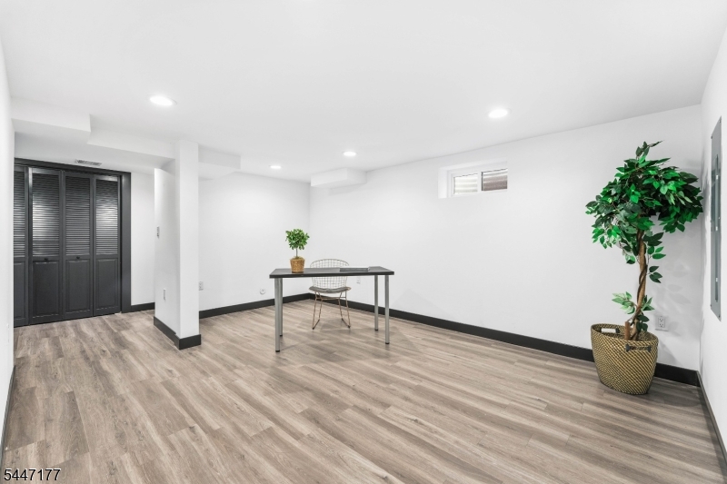 132 Thelma Ter Property Photo 24
