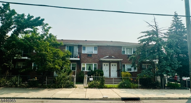 128 Highland Ave Property Photo 2
