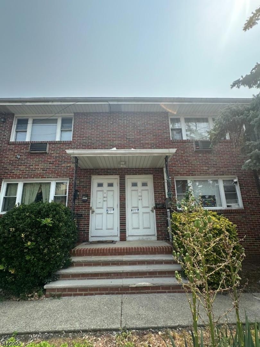 128 Highland Ave Property Photo 4