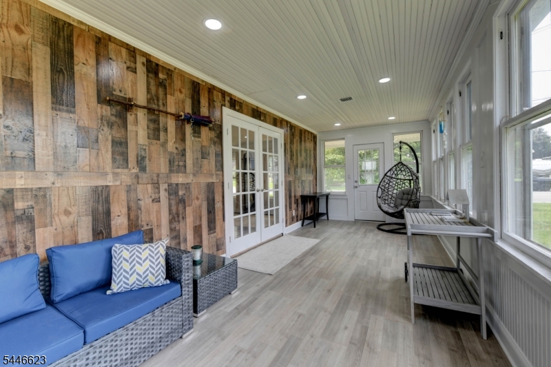 252 Us Highway 46 Property Photo 16