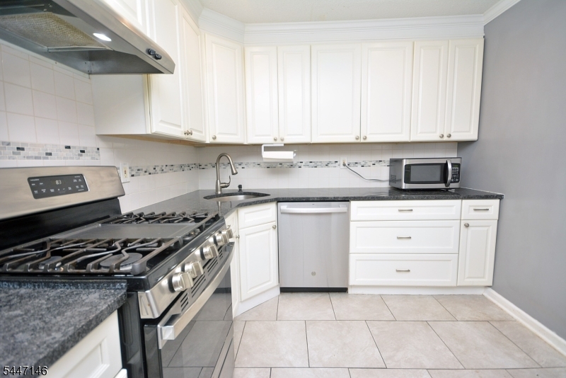 59 Oneill Ct Property Photo 2