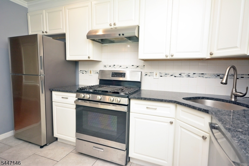 59 Oneill Ct Property Photo 3