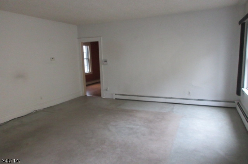 740 2nd Ave Property Photo 18