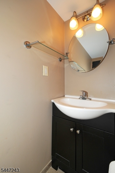 300 Kennedy Dr Property Photo 26