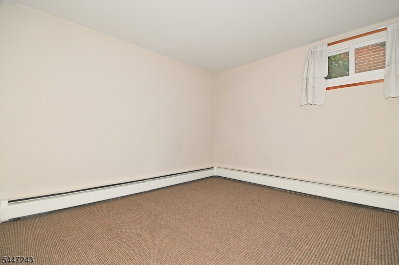300 Kennedy Dr Property Photo 28