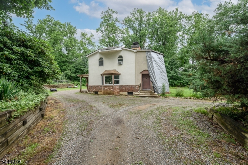 1097 State Route 173 Property Photo 1