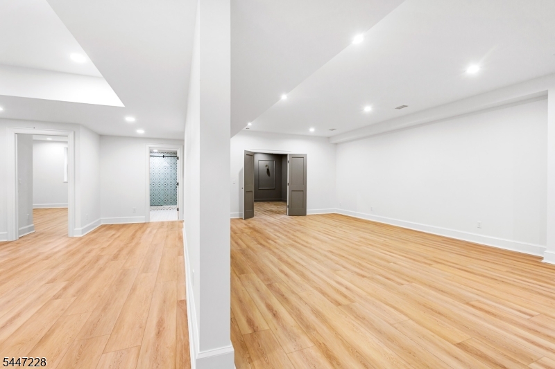11 Florham Ave Property Photo 39
