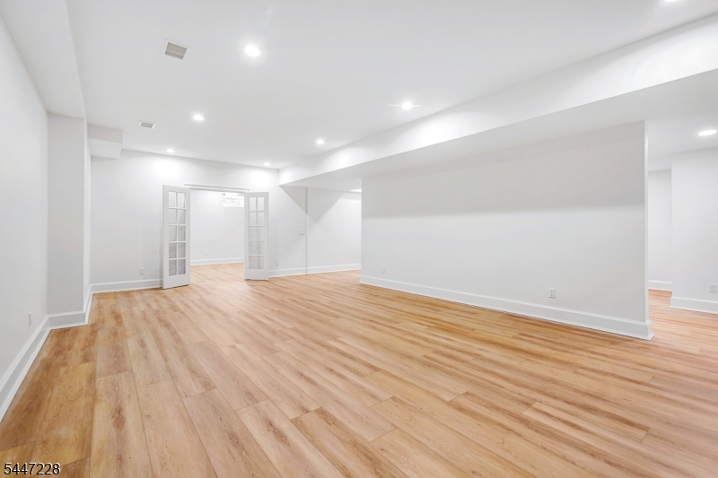 11 Florham Ave Property Photo 43
